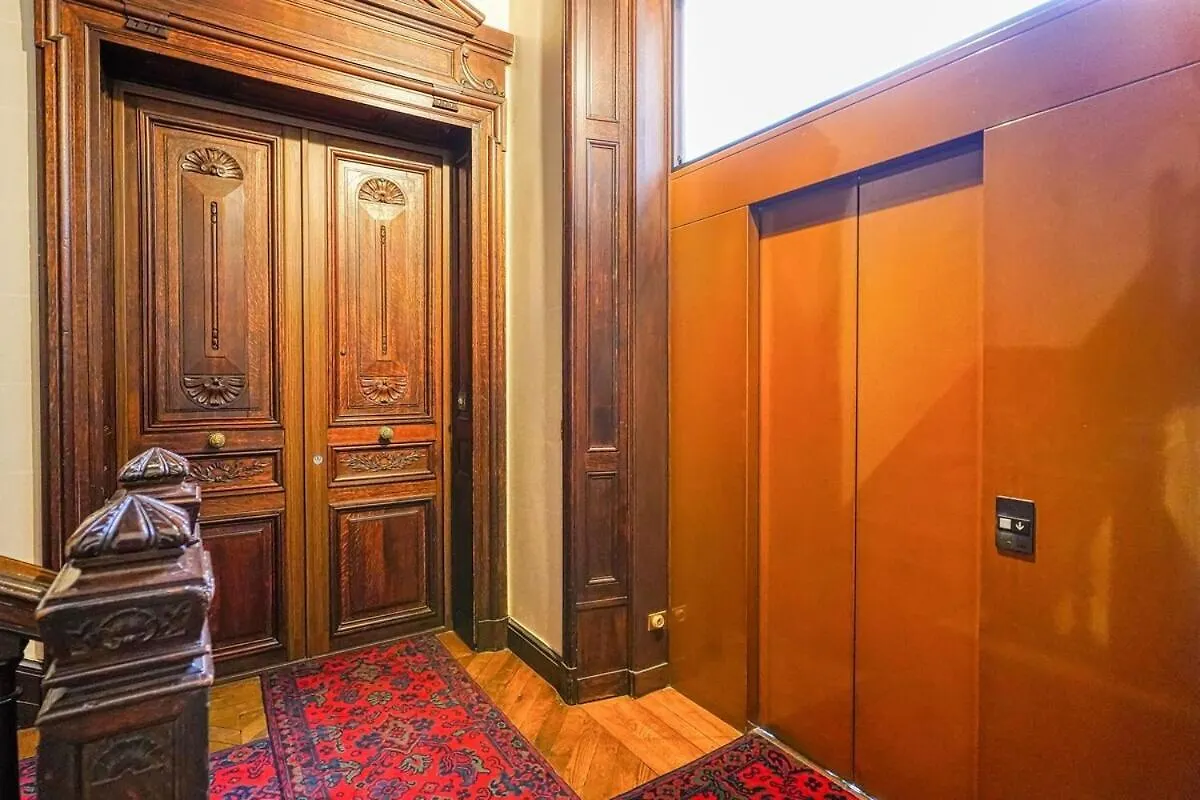 Napoleon Suite Champs Elysees Paris