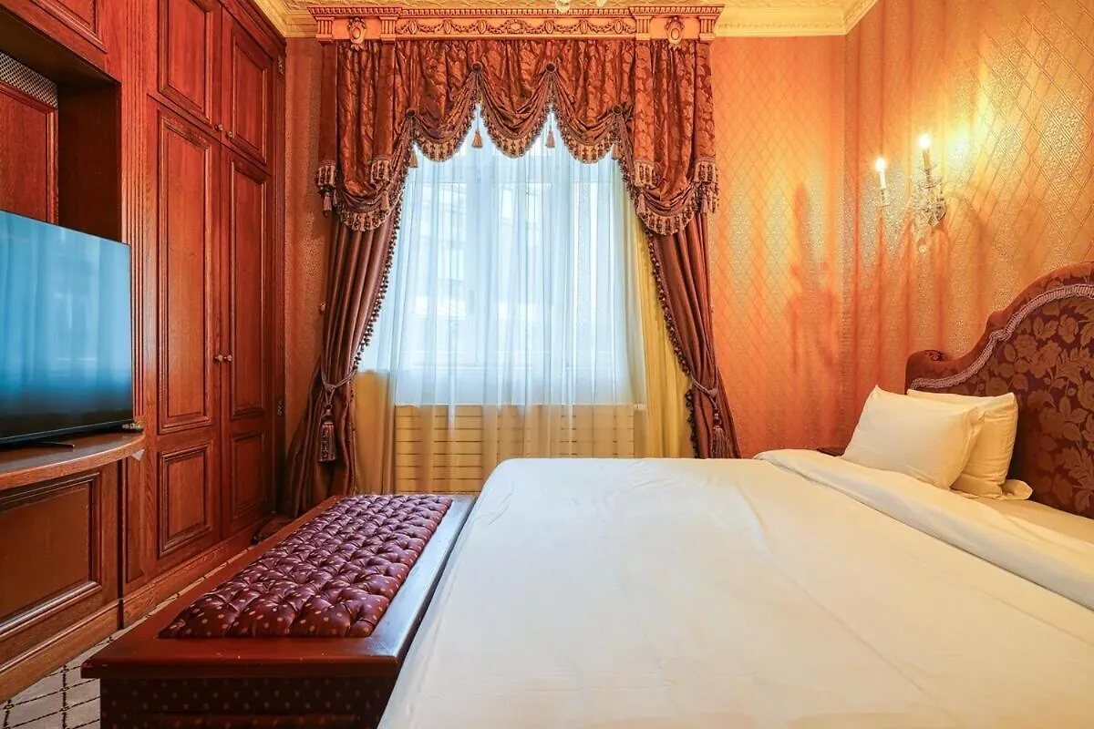 Napoleon Suite Champs Elysees Paris