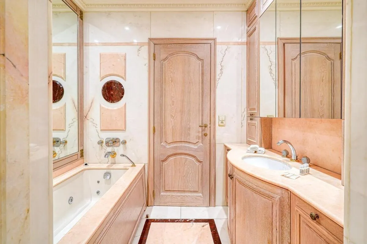 Napoleon Suite Champs Elysees Paris Apartment