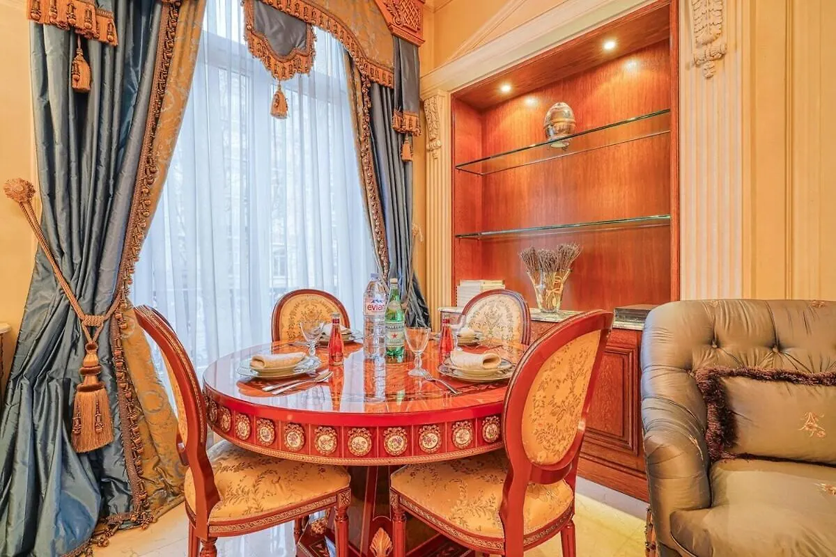 Апартаменты Napoleon Suite Champs Elysees Париж